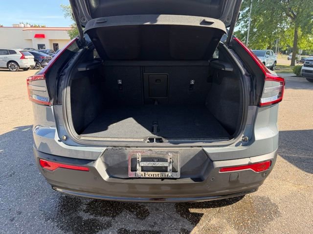 Used 2023 Volvo C40 P8 Recharge Ultimate AWD/4WD image 13