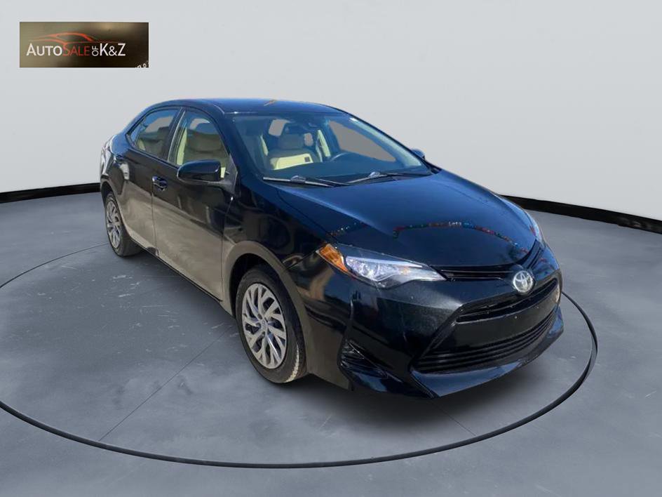 Used 2017 Toyota Corolla LE FWD image 2