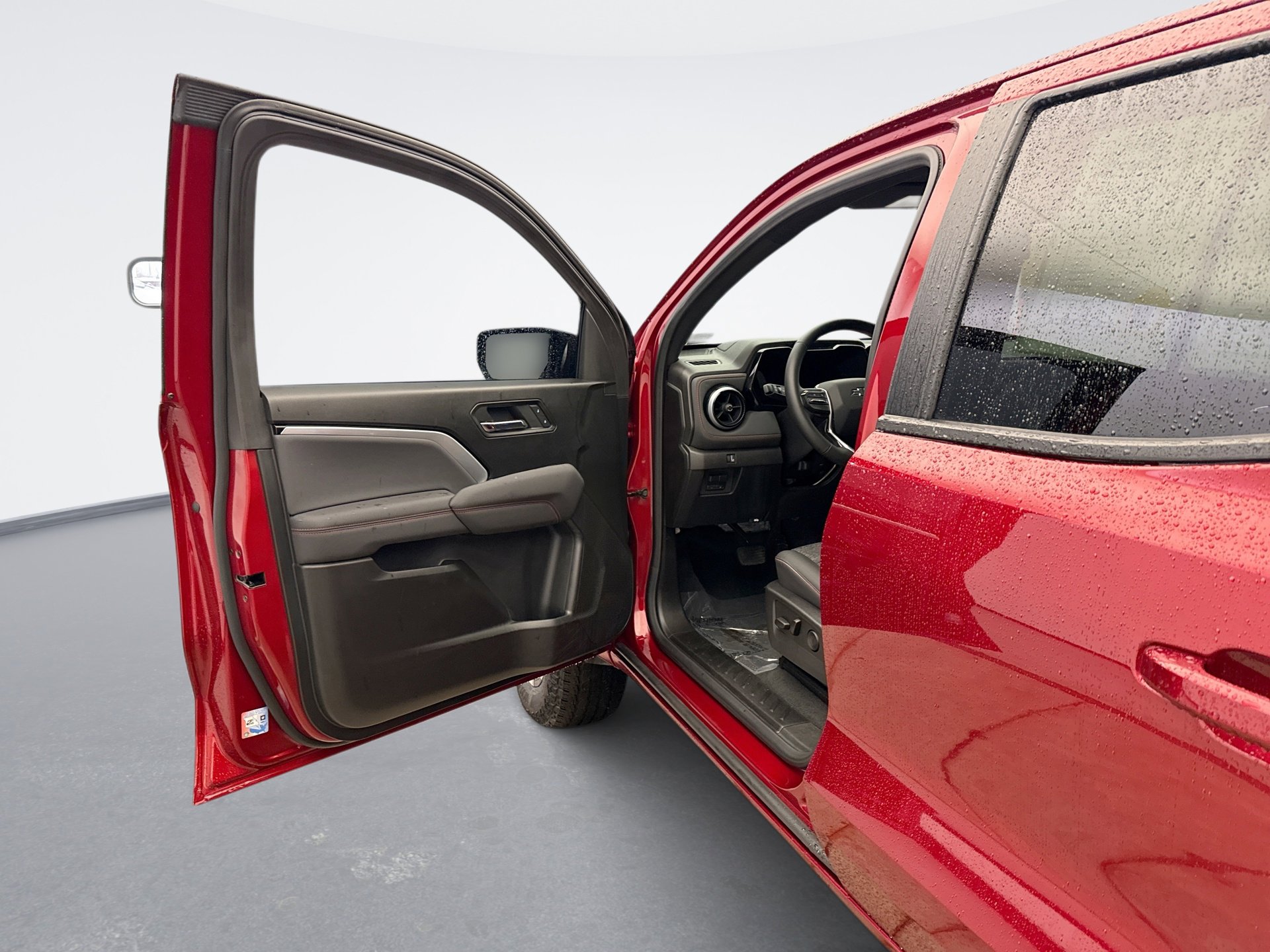 Used 2024 Chevrolet Colorado Z71 w/ Z71 Convenience Package 2 image 9