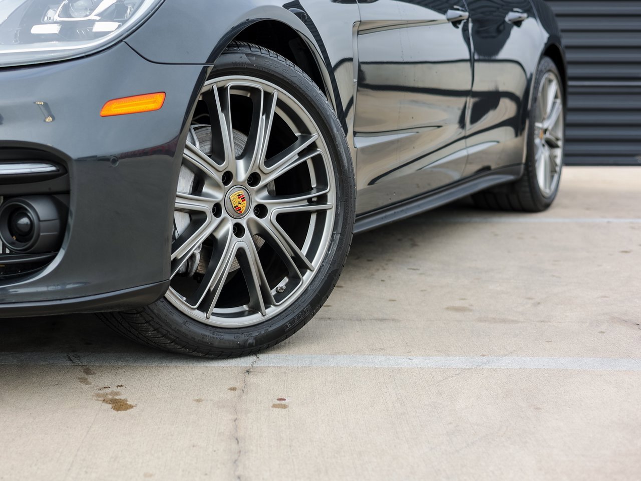 Certified 2023 Porsche Panamera Platinum Edition image 12