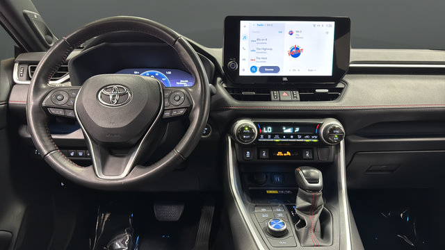 Used 2023 Toyota RAV4 XSE w/ Weather Package AWD/4WD image 11