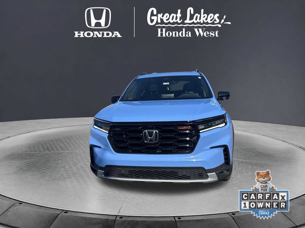 Certified 2024 Honda Pilot TrailSport image 3