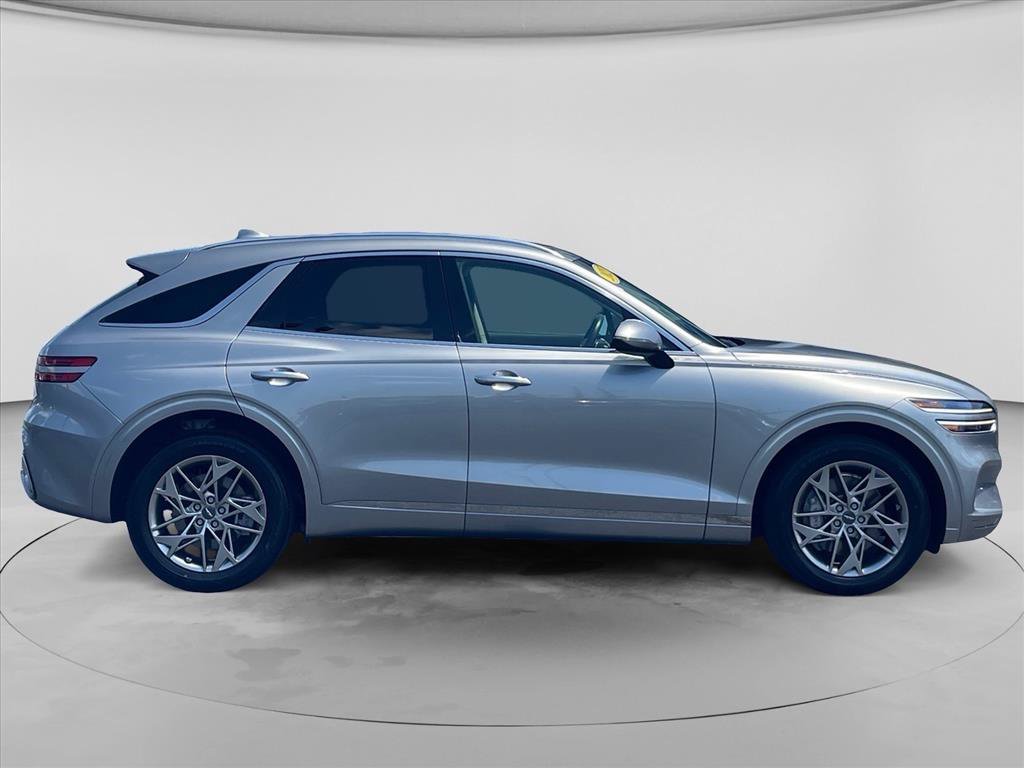 Used 2025 Genesis GV70 2.5T AWD/4WD image 8