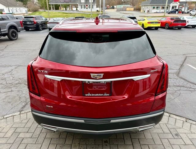 Used 2021 Cadillac XT5 Premium Luxury image 12