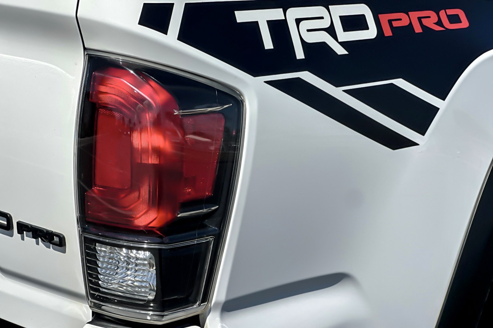 Certified 2019 Toyota Tacoma TRD Pro w/ Desert Air Intake Package AWD/4WD image 26