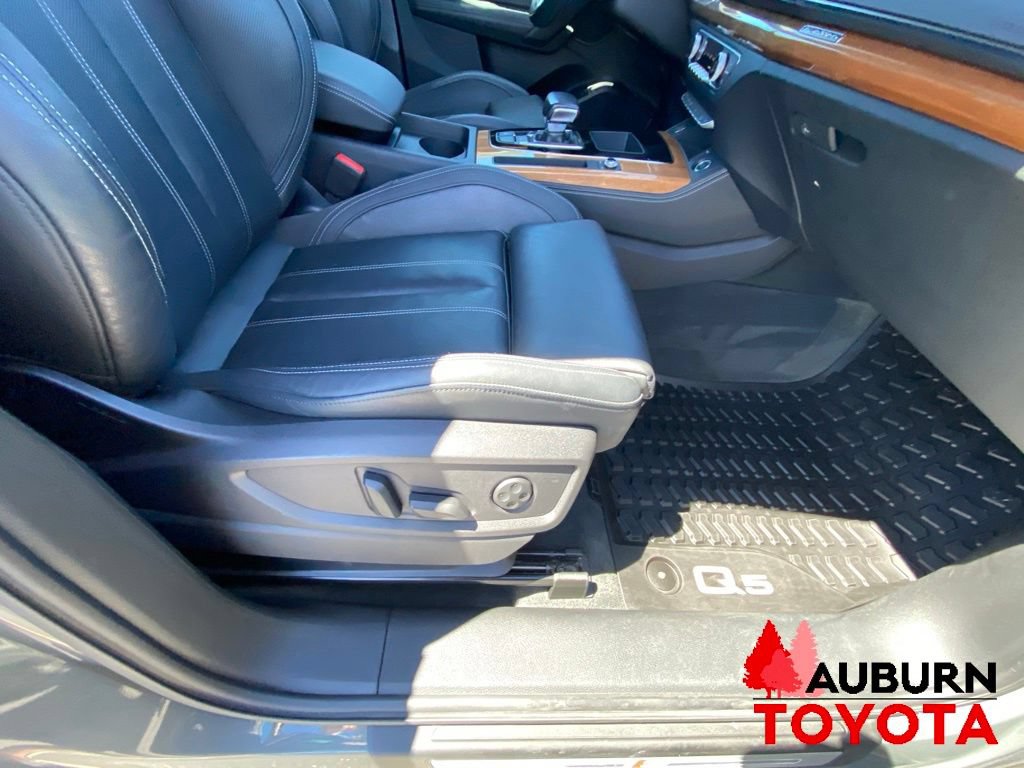 Used 2023 Audi Q5 2.0T Premium Plus w/ Premium Plus Package AWD/4WD image 17