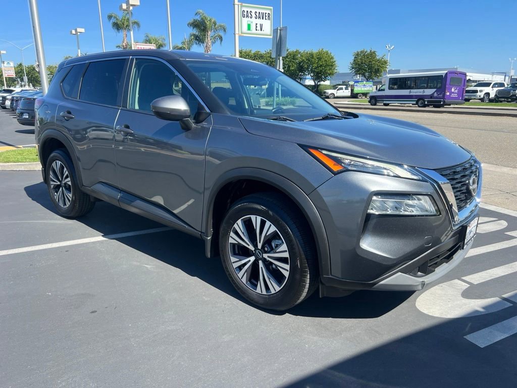 Used 2022 Nissan Rogue SV FWD image 11
