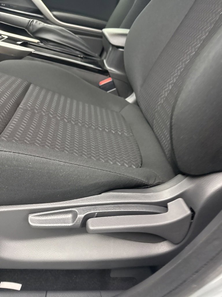 New 2026 Mitsubishi Eclipse Cross LE image 14