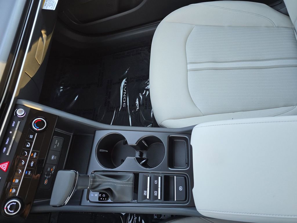 Used 2025 Hyundai Sonata SE image 20