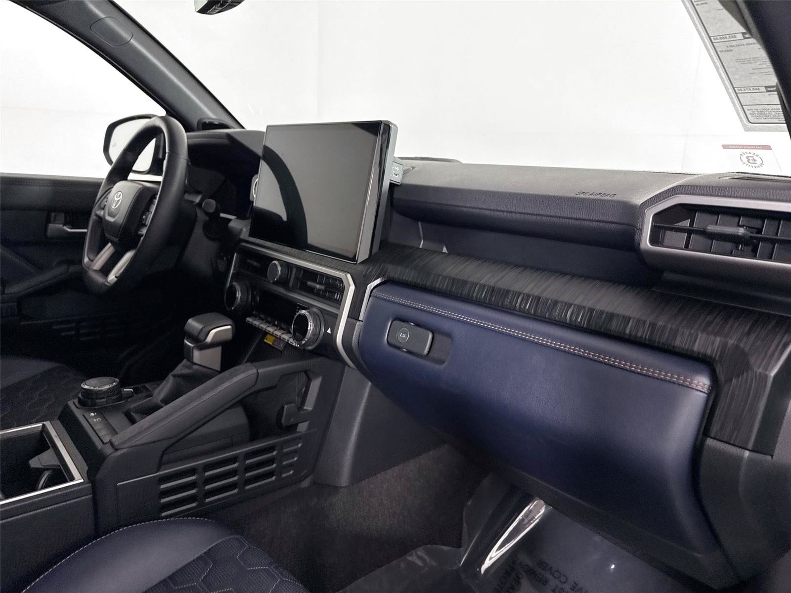 Certified 2025 Toyota 4Runner Platinum AWD/4WD image 45