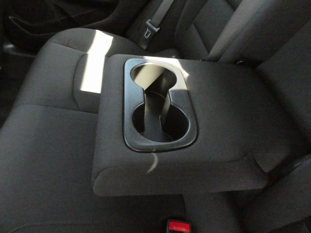 Used 2022 Chevrolet Malibu LT image 35