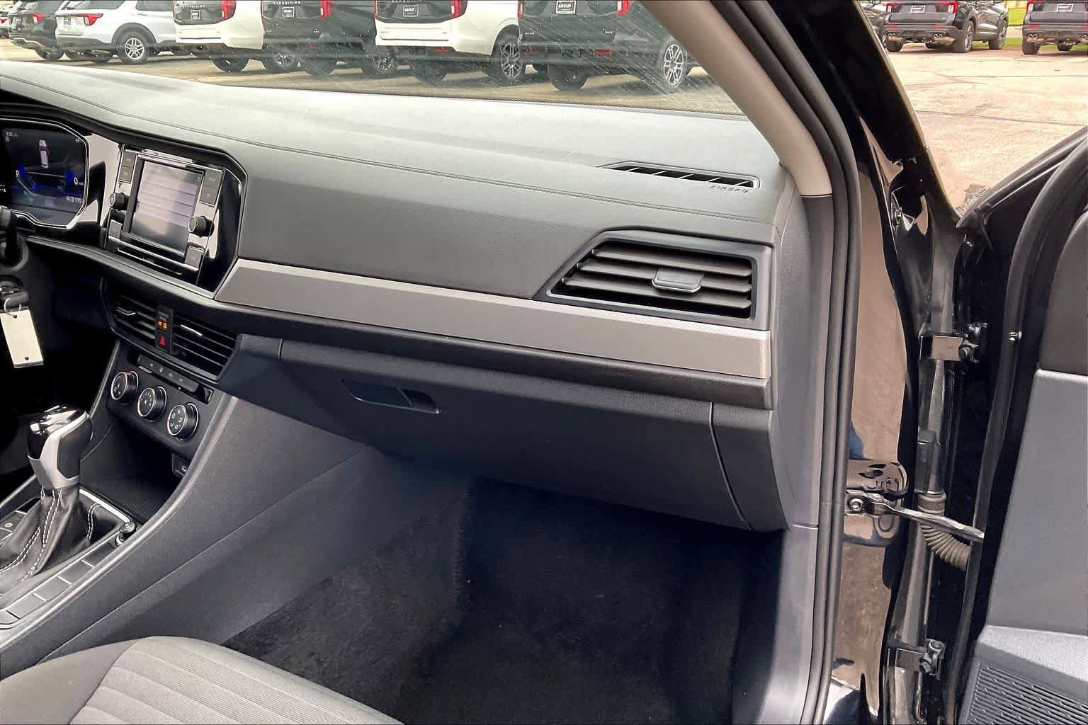 Used 2024 Volkswagen Jetta S FWD image 17