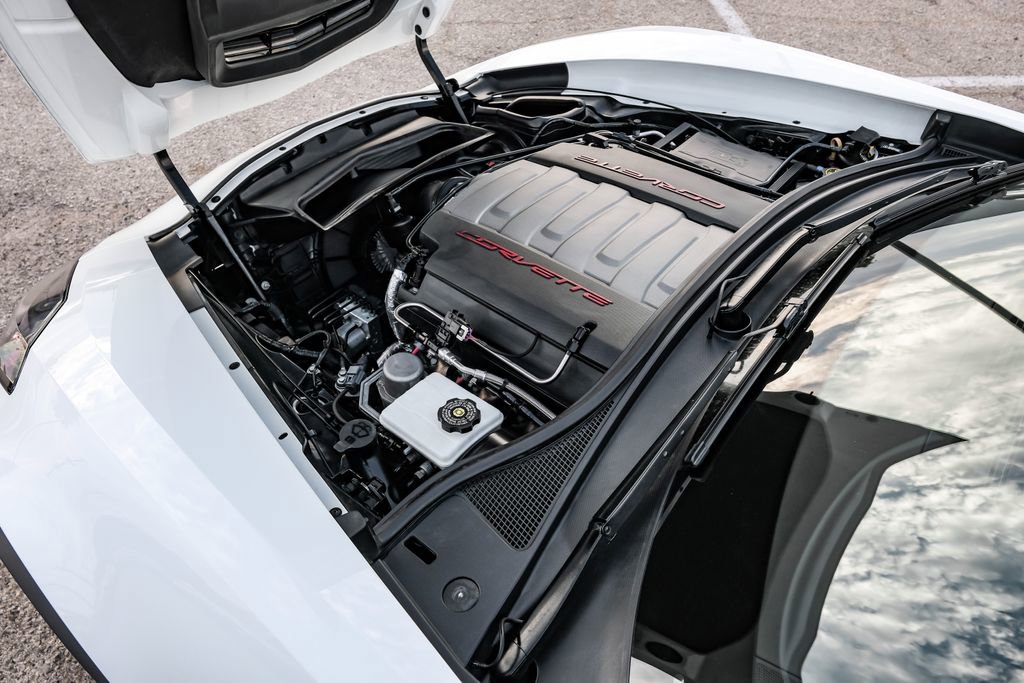 Used 2019 Chevrolet Corvette Grand Sport w/ Carbon Flash Badge Package image 43