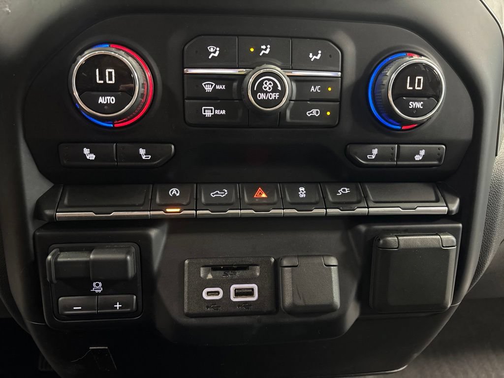 Used 2019 Chevrolet Silverado 1500 LT w/ All-Star Edition AWD/4WD image 26
