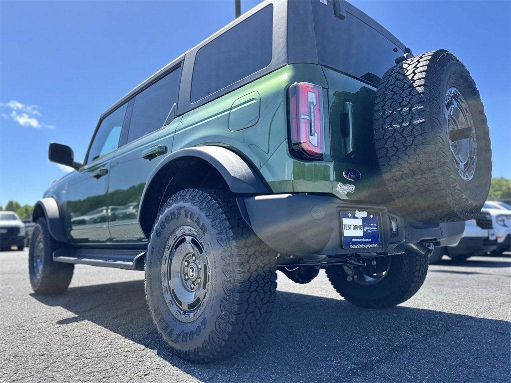 New 2025 Ford Bronco Outer Banks w/ Sasquatch Package image 16