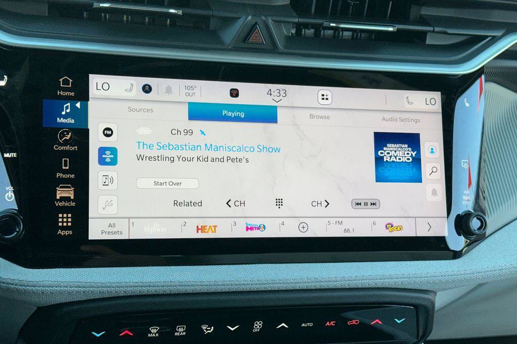 New 2026 Jeep Cherokee Laredo AWD/4WD image 18
