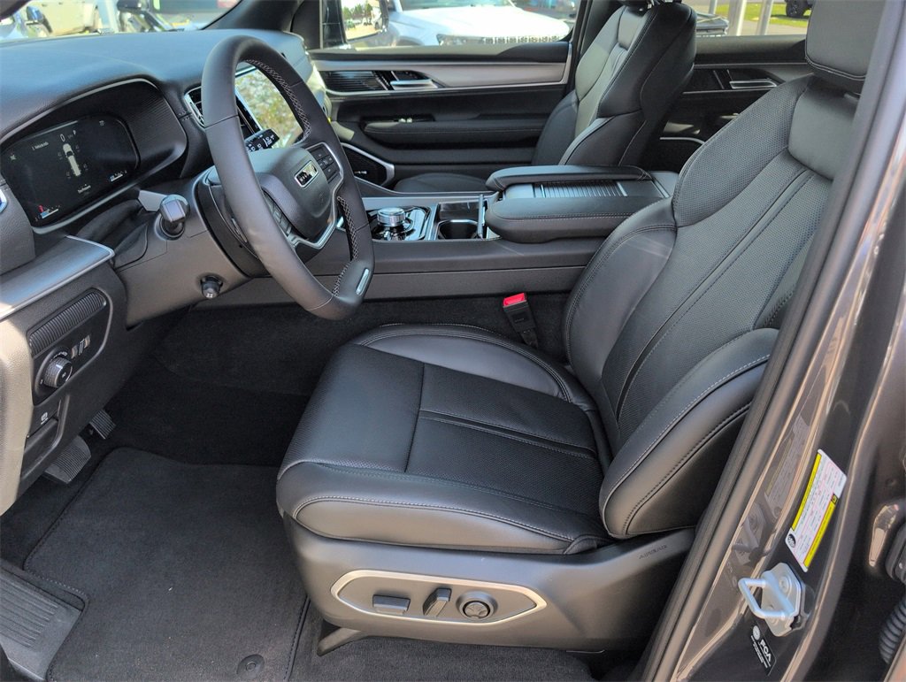 New 2025 Jeep Wagoneer Series II image 13