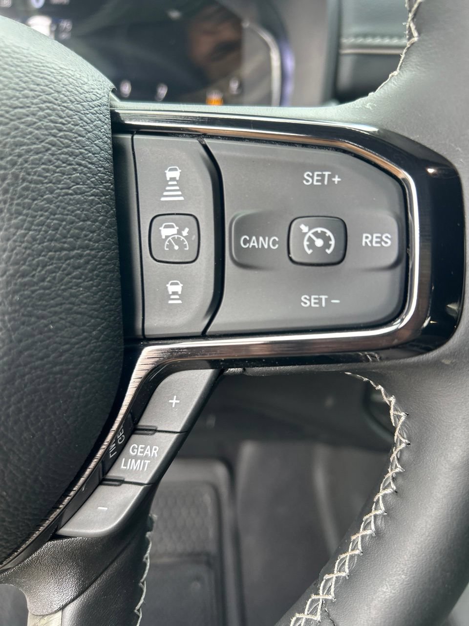 Used 2025 RAM 2500 Limited RWD image 23