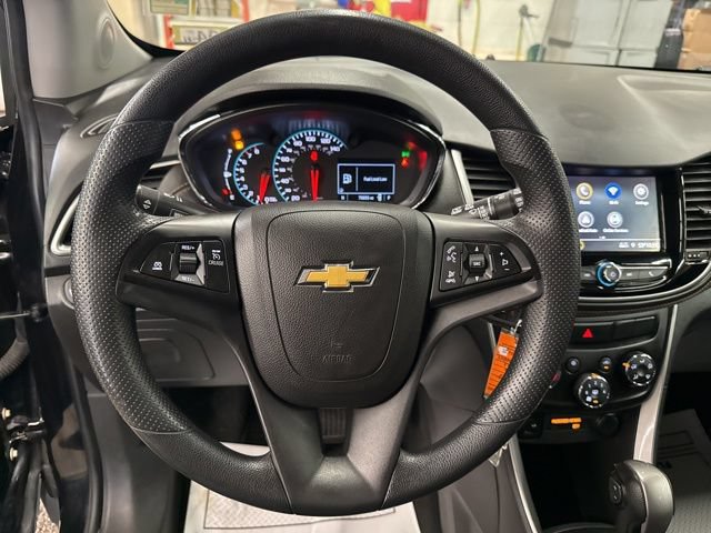 Used 2021 Chevrolet Trax LT AWD/4WD image 12