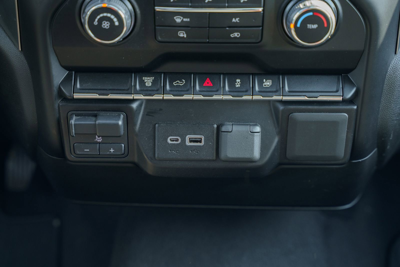 Used 2023 Chevrolet Silverado 2500 LT w/ Gooseneck/5TH Wheel Package image 39