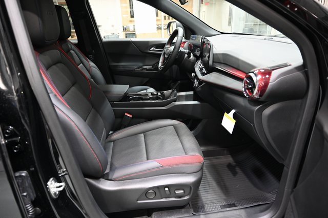 New 2026 Chevrolet Equinox RS image 10