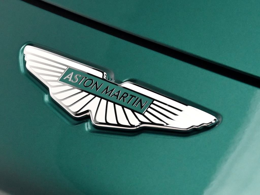 Used 2024 Aston Martin DB12 Coupe image 27