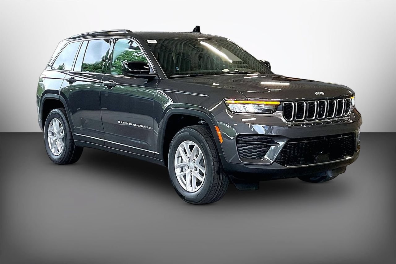New 2026 Jeep Grand Cherokee Laredo X AWD/4WD image 1