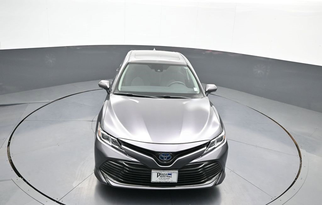 Certified 2019 Toyota Camry LE image 35