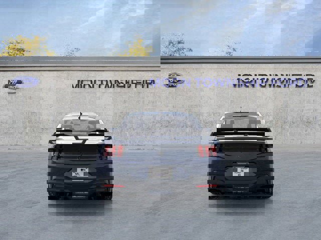 New 2025 Ford Mustang Dark Horse image 5
