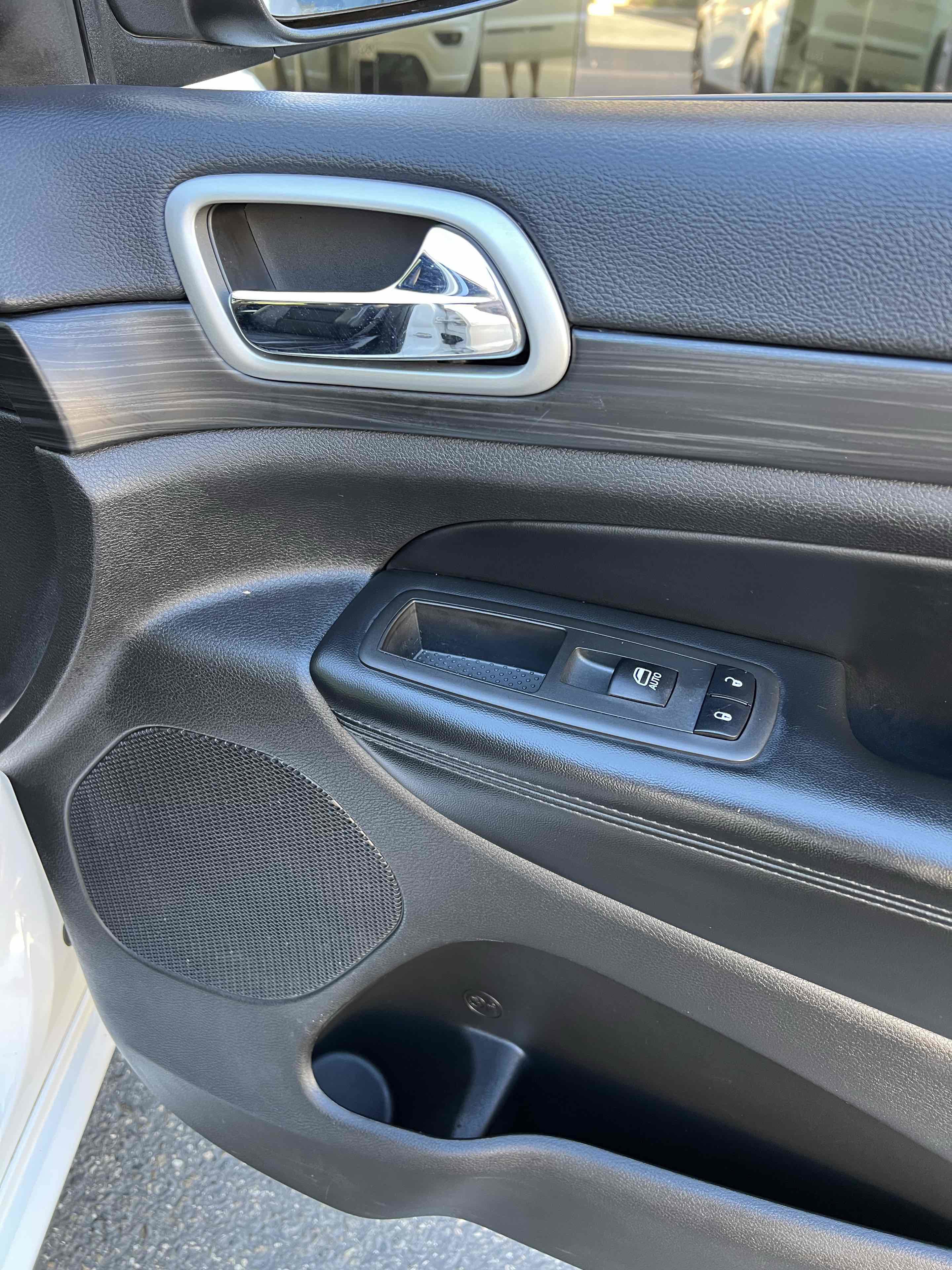 Used 2021 Jeep Grand Cherokee Laredo X image 63