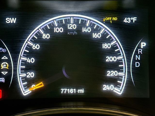 Used 2018 Jeep Grand Cherokee Trailhawk w/ Trailhawk Luxury Group image 13