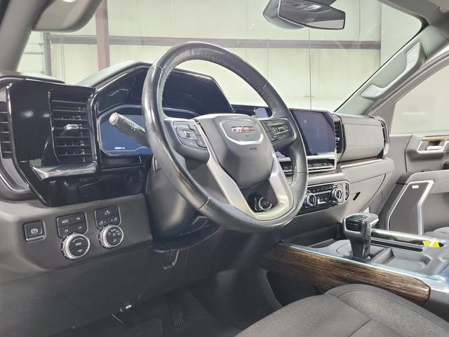 Used 2024 GMC Sierra 1500 Elevation w/ Preferred Package AWD/4WD image 18