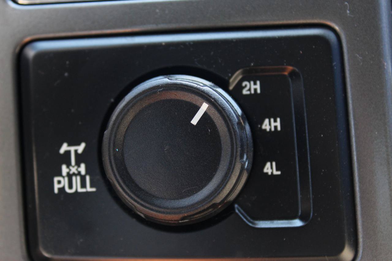 Used 2019 Ford F250 XLT w/ XLT Value Package AWD/4WD image 26