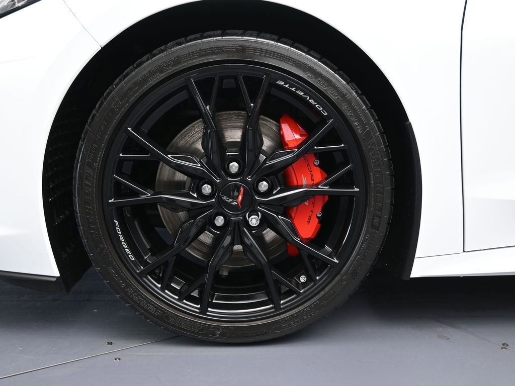 Used 2024 Chevrolet Corvette Stingray Convertible w/ Z51 Performance Package image 31