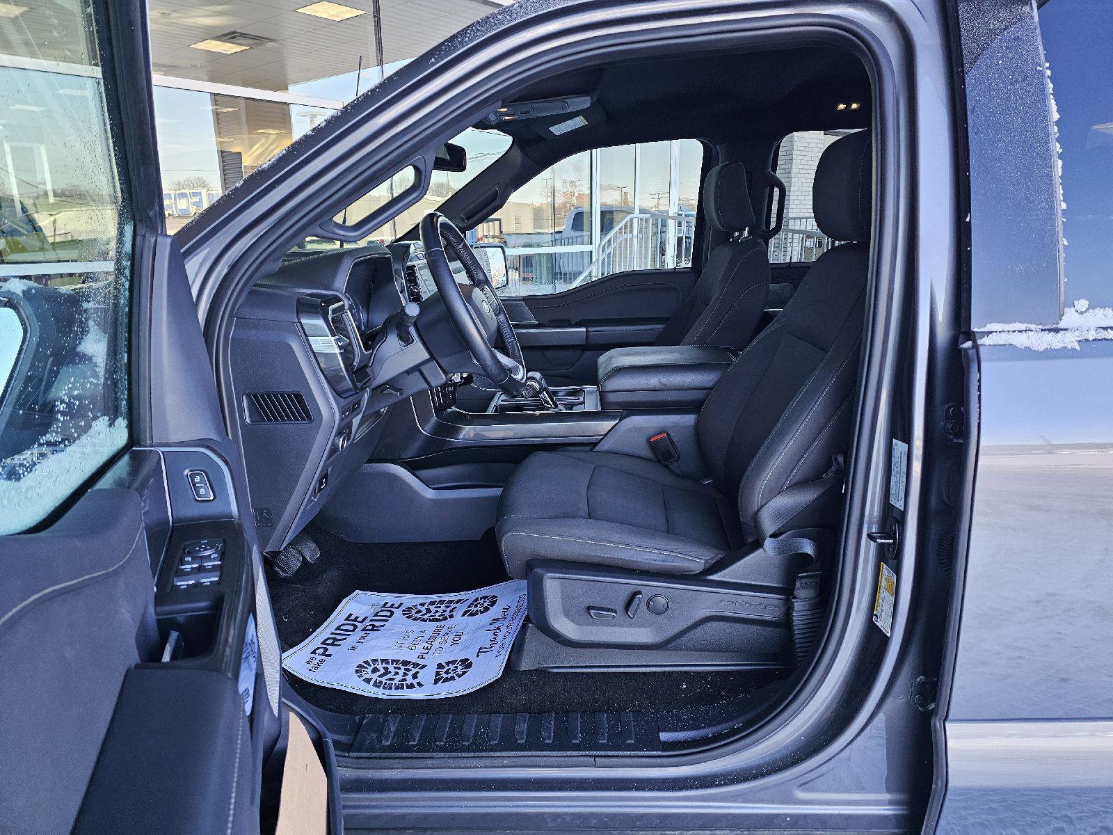 Used 2022 Ford F150 XLT w/ Equipment Group 302A High image 19