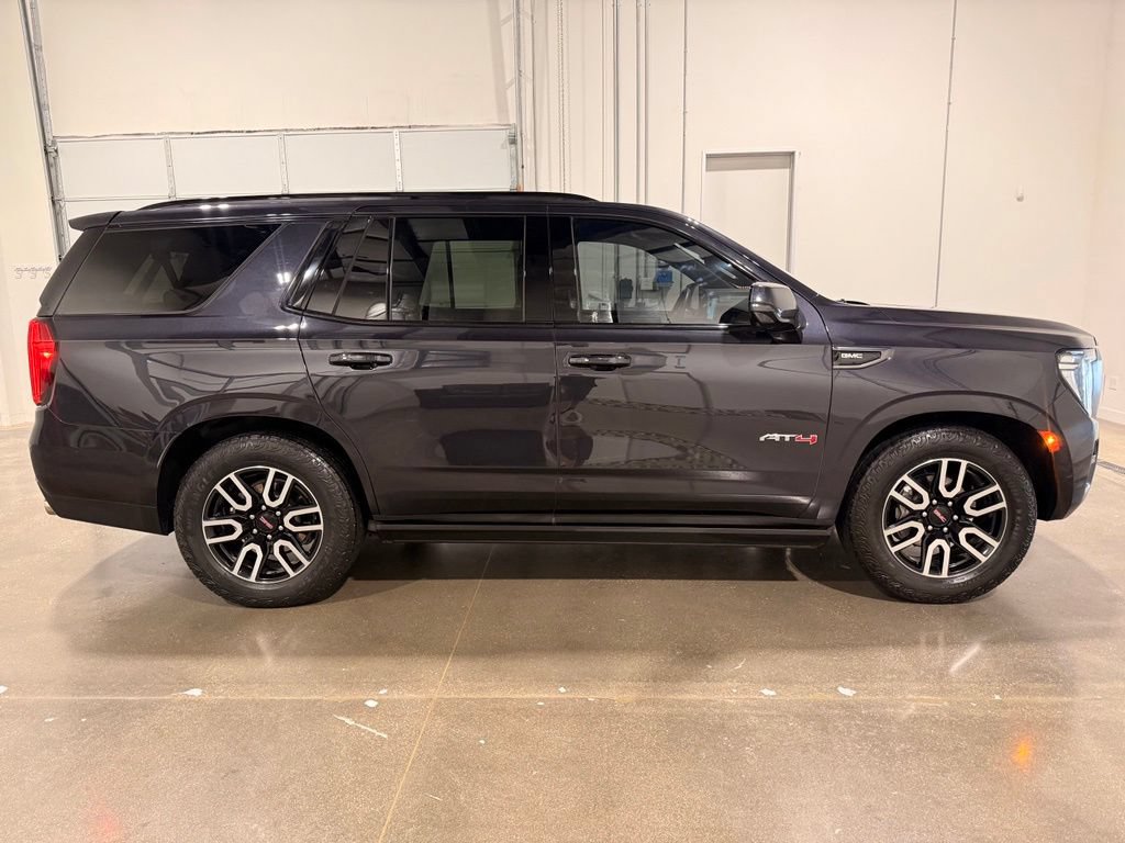 Used 2024 GMC Yukon AT4 w/ AT4 Premium Plus Package AWD/4WD image 4