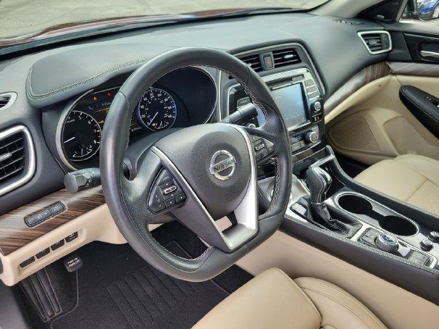 Used 2018 Nissan Maxima Platinum FWD image 21
