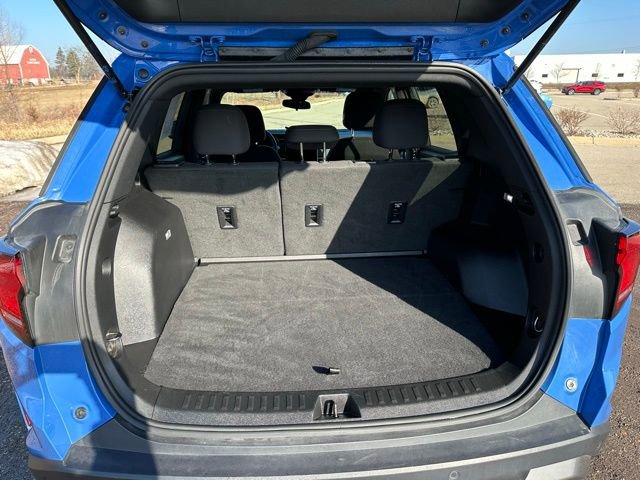 Used 2025 GMC Terrain Elevation image 12