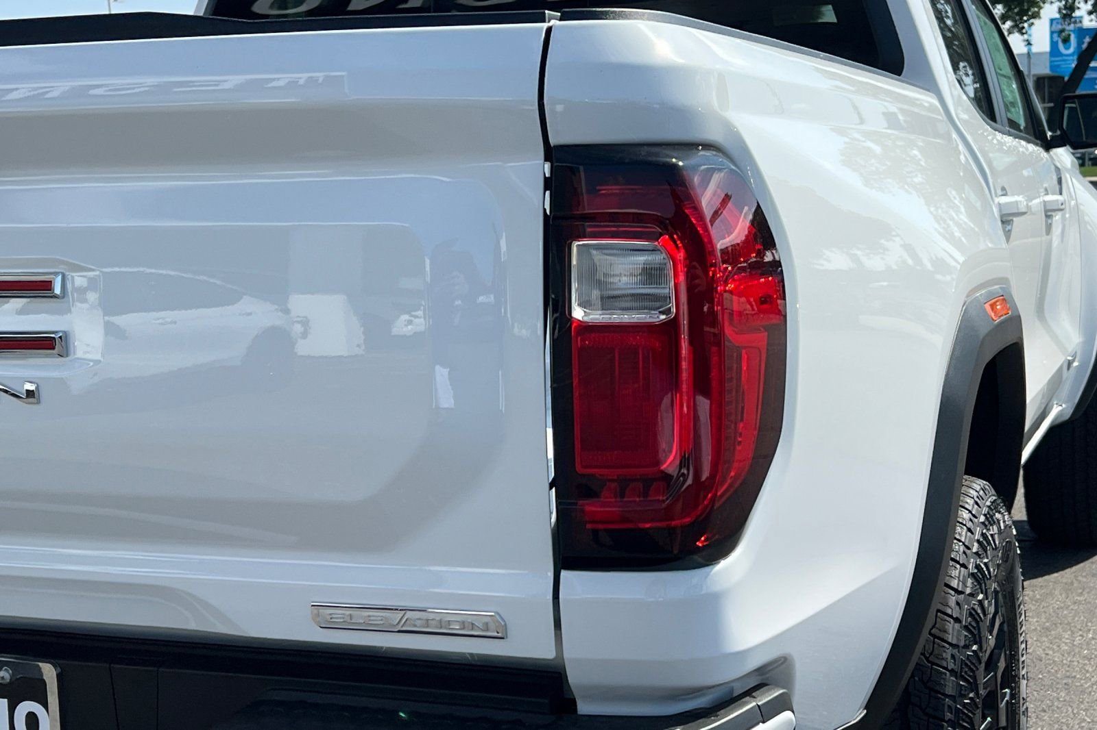 New 2026 GMC Canyon Elevation image 7