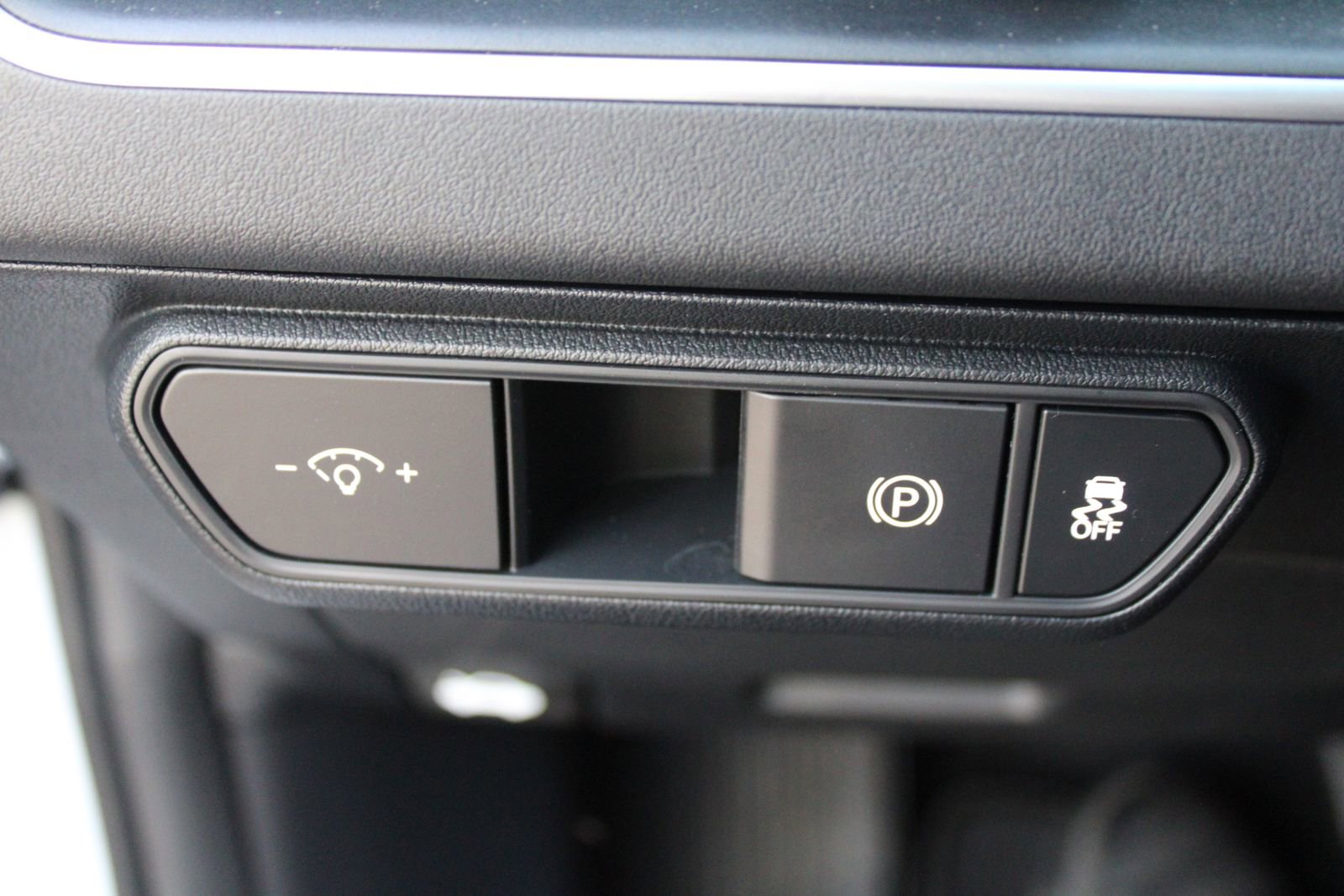 New 2026 Kia K4 FWD image 22