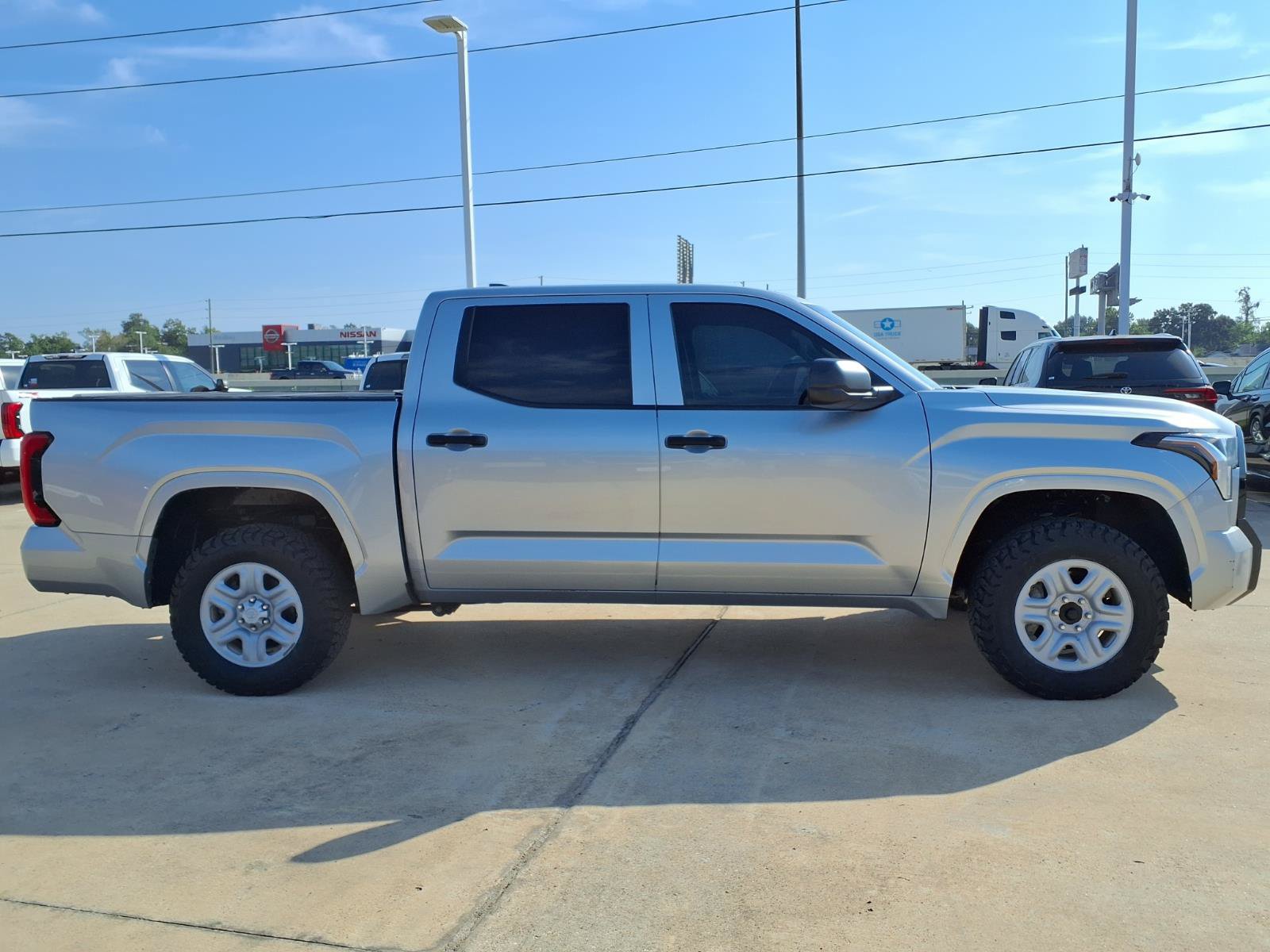 Used 2024 Toyota Tundra SR w/ SR Tow Package AWD/4WD image 5