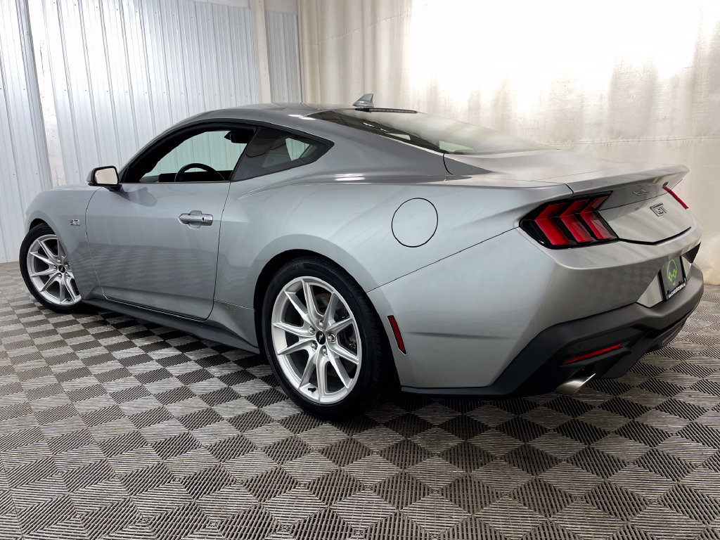 Used 2024 Ford Mustang GT Premium RWD image 16