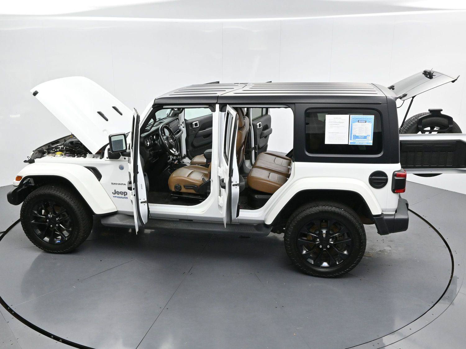 Used 2022 Jeep Wrangler Unlimited Sahara AWD/4WD image 43