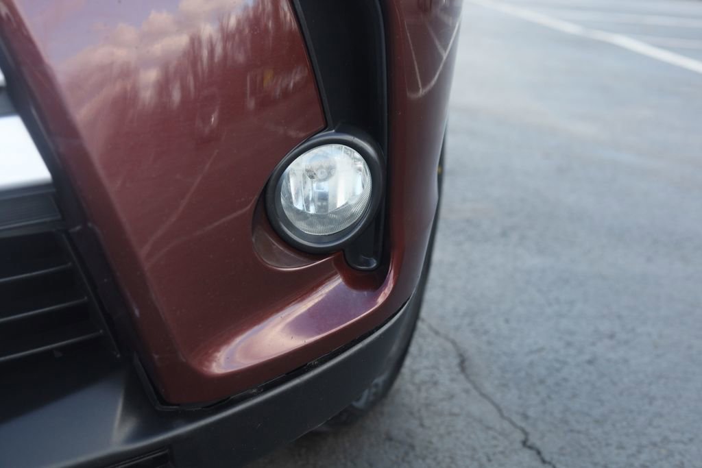 Used 2018 Toyota Highlander XLE image 12