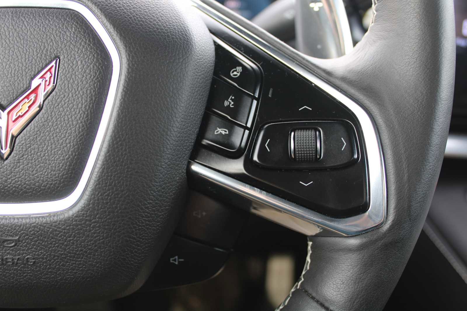 Used 2024 Chevrolet Corvette Stingray Preferred Conv w/ Z51 Performance Package image 9