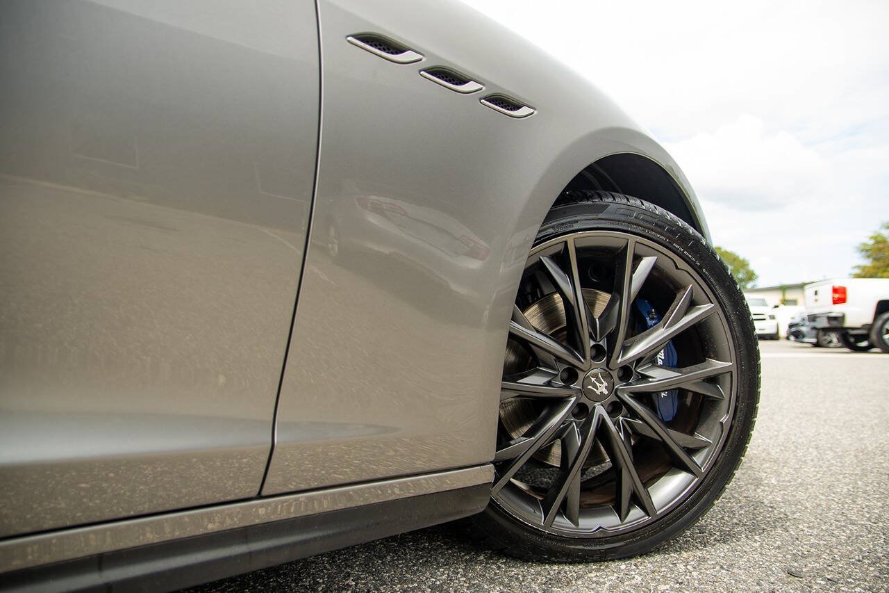 Used 2020 Maserati Ghibli RWD image 15