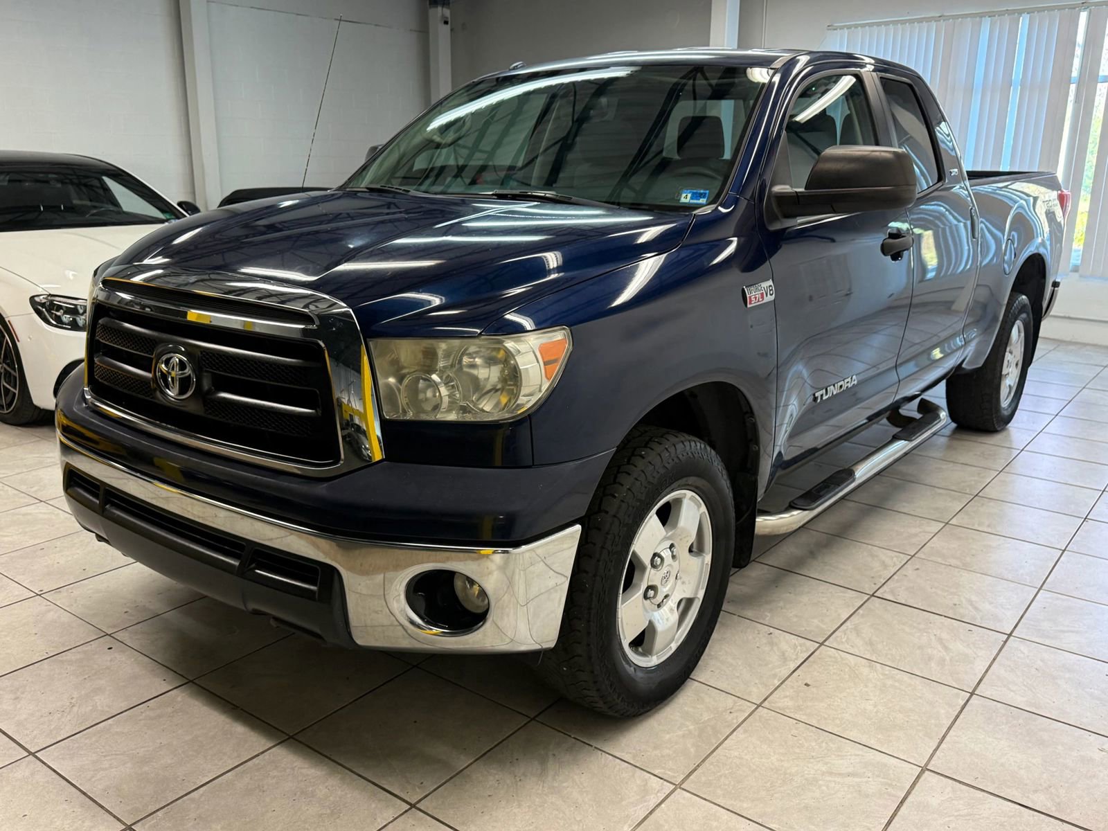 Used 2012 Toyota Tundra 4x4 Double Cab w/ TRD Off-Road Pkg image 3