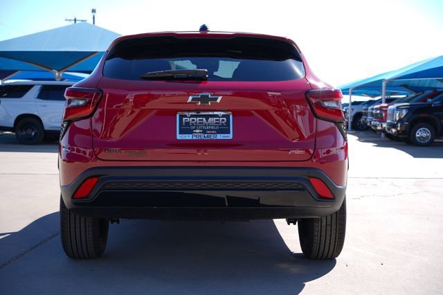 New 2026 Chevrolet Trax RS w/ Sunroof Package image 5
