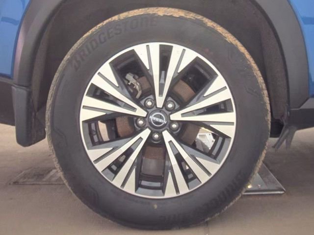 Used 2023 Nissan Rogue SV image 20