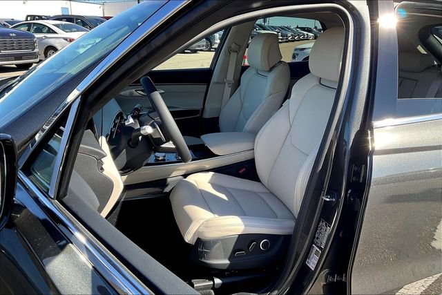 New 2026 Genesis GV70 2.5T image 9